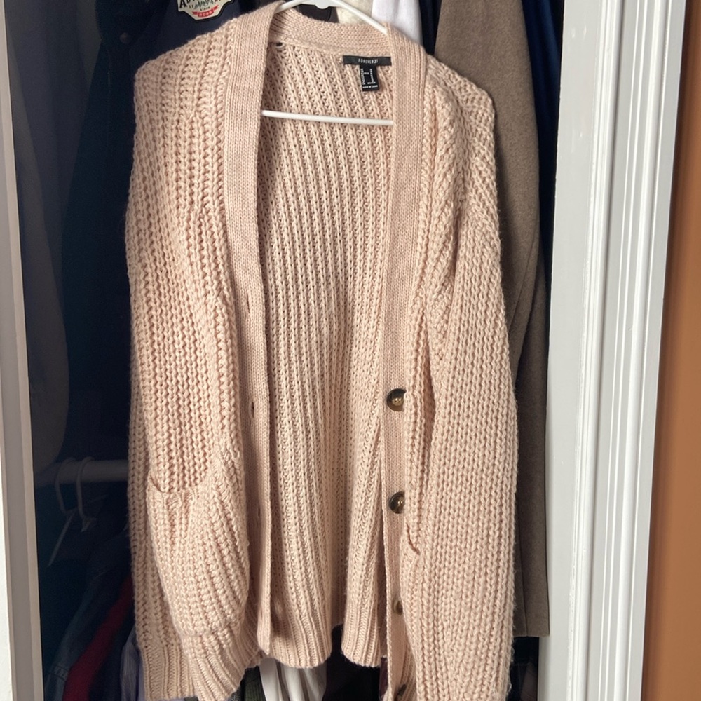 Forever 21 light pink cardigan in medium